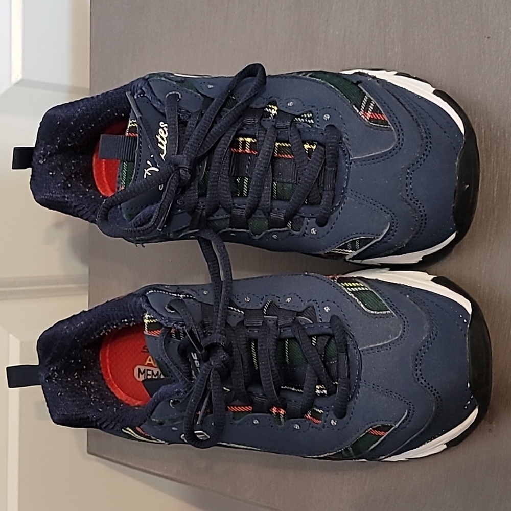 Skechers plaid D-Lites athletic shoes